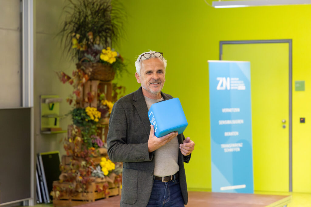 Moderator beim BayZeN-Vernetzungstreffen